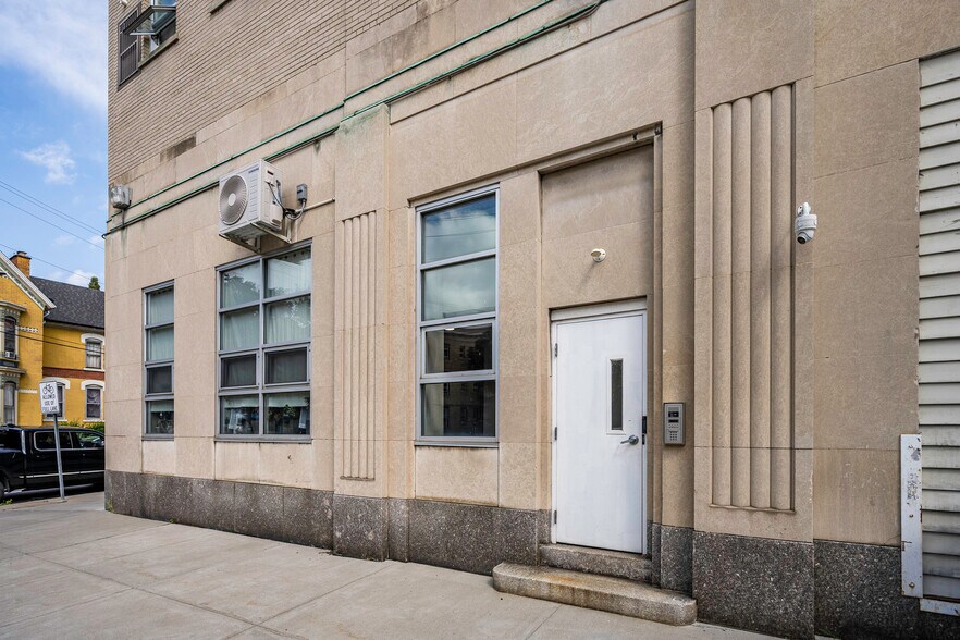 More Photos Of 531 Virginia St, Buffalo Apartments For Sale