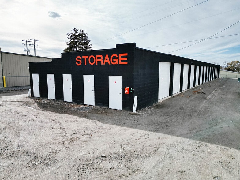 More Photos Of 163 S Main St, Smithfield Self Storage For Sale