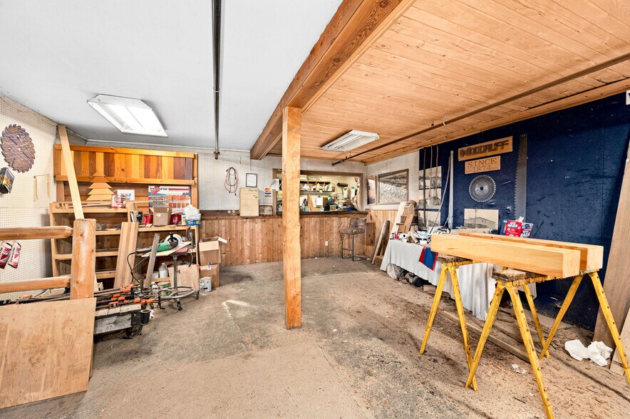 More Photos Of 350 Garfield Ave, Duluth Warehouse For Lease