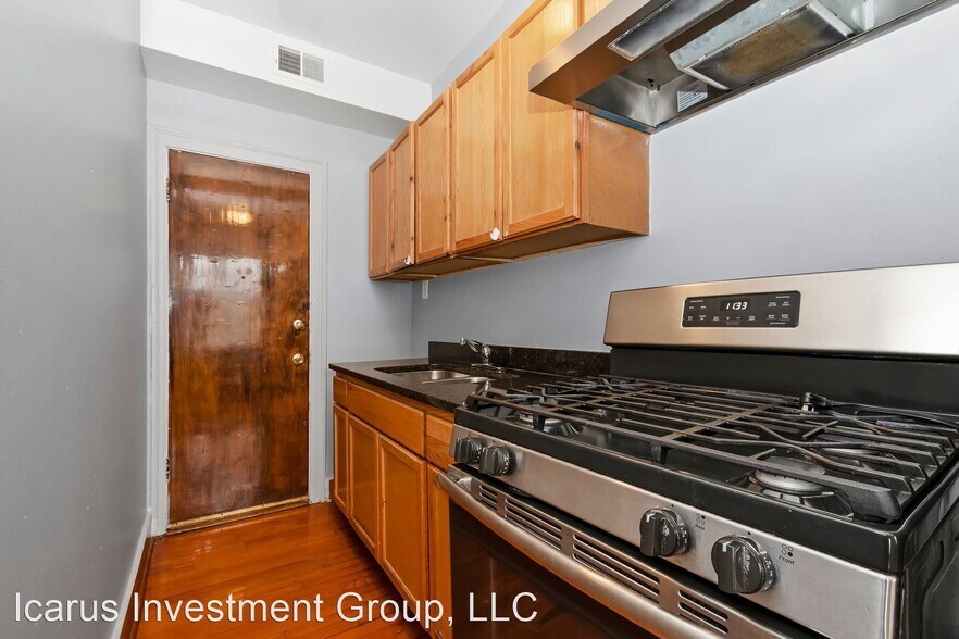 More Photos Of 6237-6245 S Kedzie Ave, Chicago Multifamily For Sale