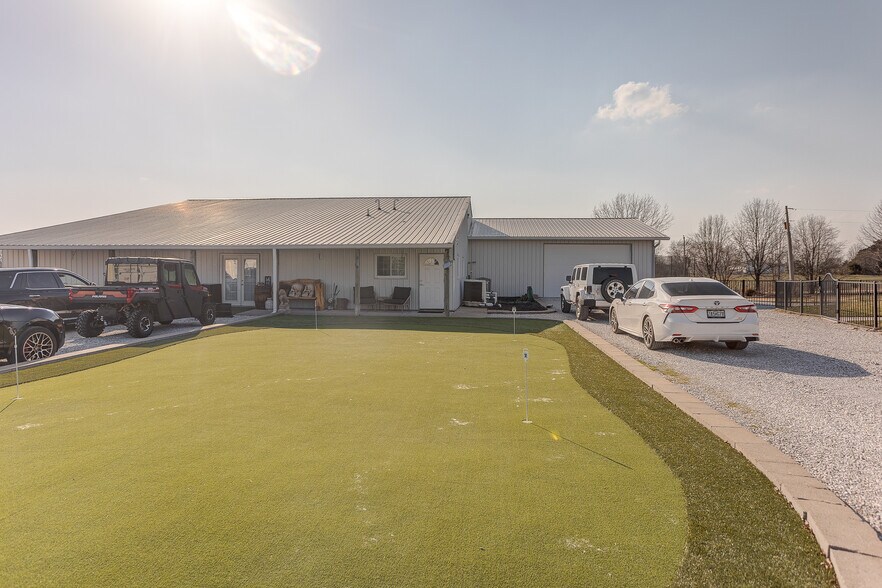 More Photos Of 836 E Highway N, Wentzville Flex For Sale