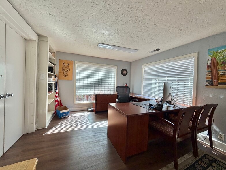 More Photos Of 1605 Capitola Rd, Santa Cruz Office For Lease