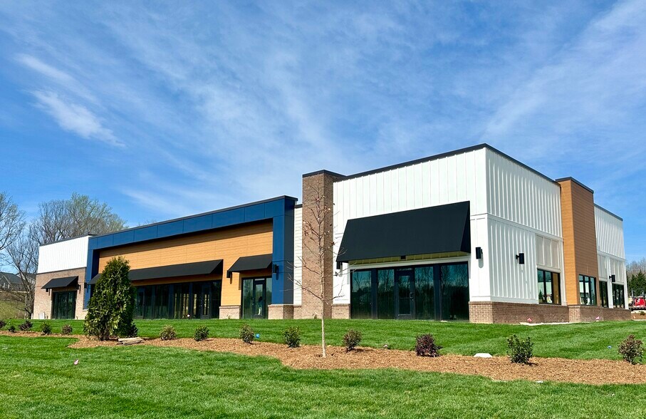 Primary Photo Of Crosstie Lane and 21 hwy, Troutman General Retail For Lease