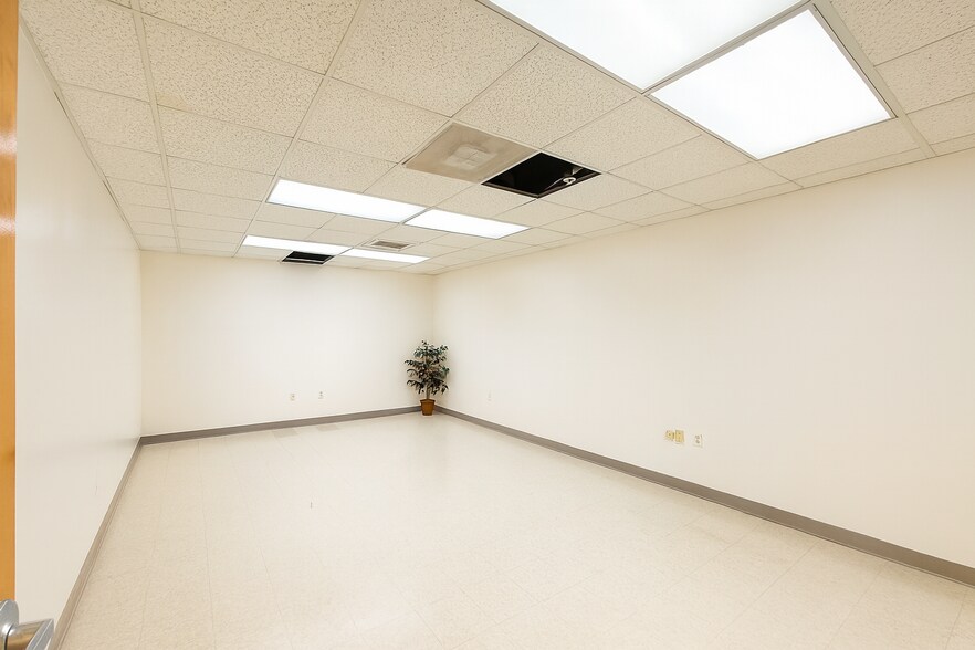 More Photos Of 310-312 Northern Ave, Boston Refrigeration Cold Storage For Sale