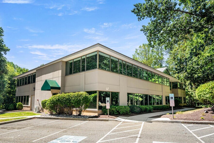 More Photos Of 505 Eagleview Blvd, Exton Unknown For Lease