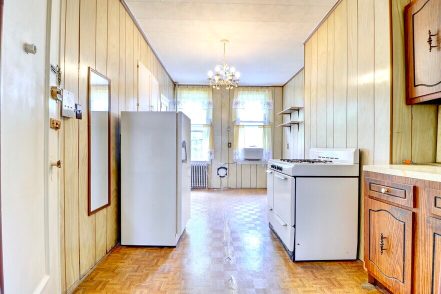 More Photos Of 159 Nassau Ave, Brooklyn Apartments For Sale