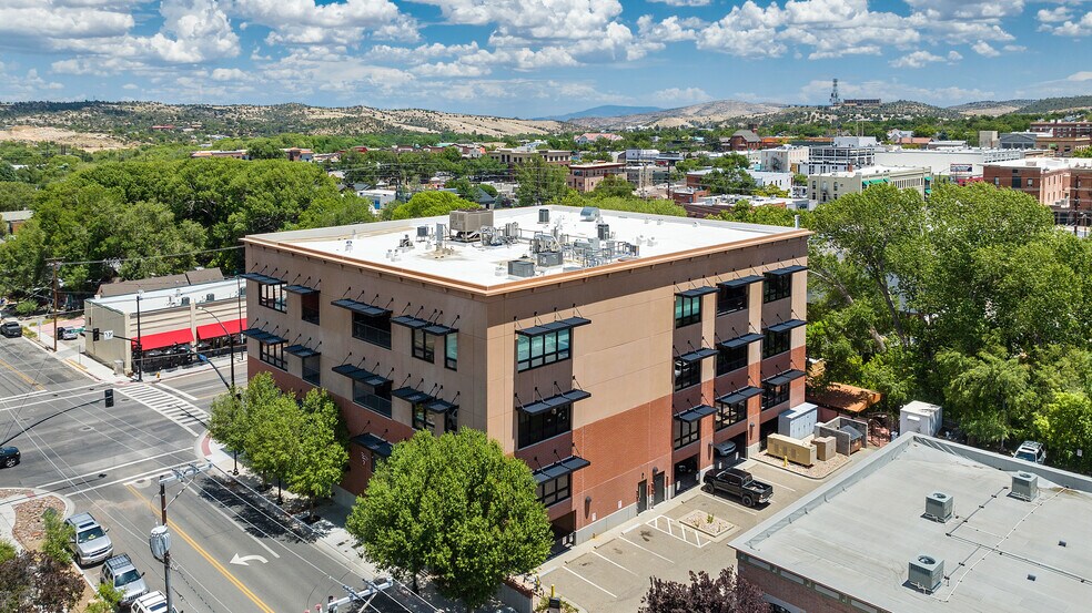 More Photos Of 325 W Gurley St, Prescott Office For Sale