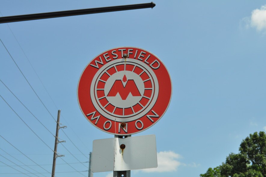 More Photos Of 16855 Southpark Dr, Westfield Warehouse For Lease