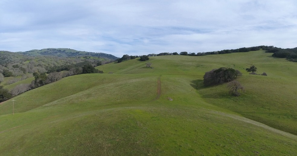More Photos Of 1002 Metcalf Rd, San Jose Land For Lease