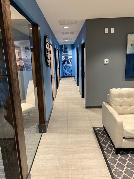 More Photos Of 5700 E Evans Ave, Denver Showroom For Lease
