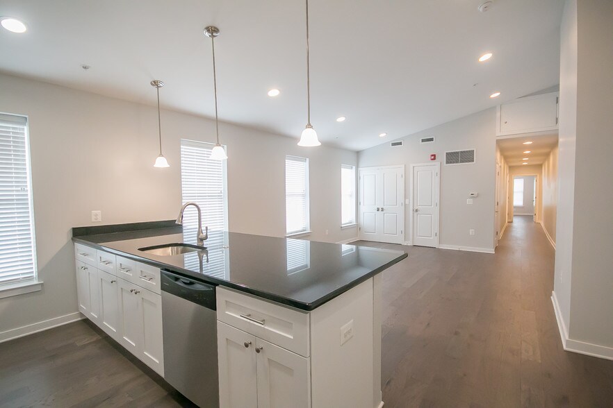 More Photos Of 3rd & Girard, Philadelphia General Retail For Sale