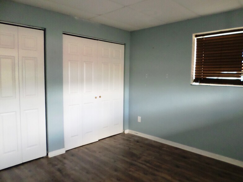 More Photos Of 20540 E Pennsylvania Ave, Dunnellon Flex For Sale