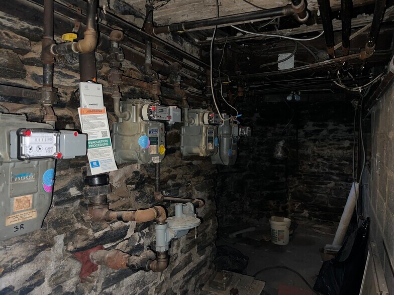 More Photos Of , Mount Vernon Multifamily For Sale