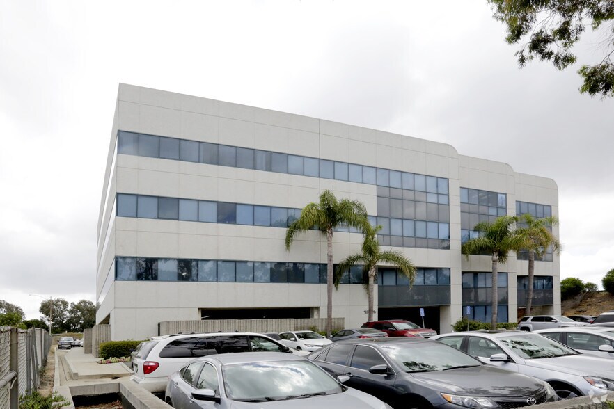 More Photos Of 18726 S Western Ave, Gardena Office For Lease