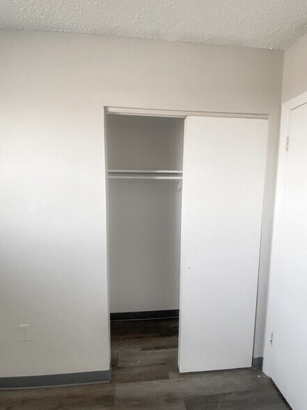 More Photos Of 730 Mather St, Brighton Apartments For Sale