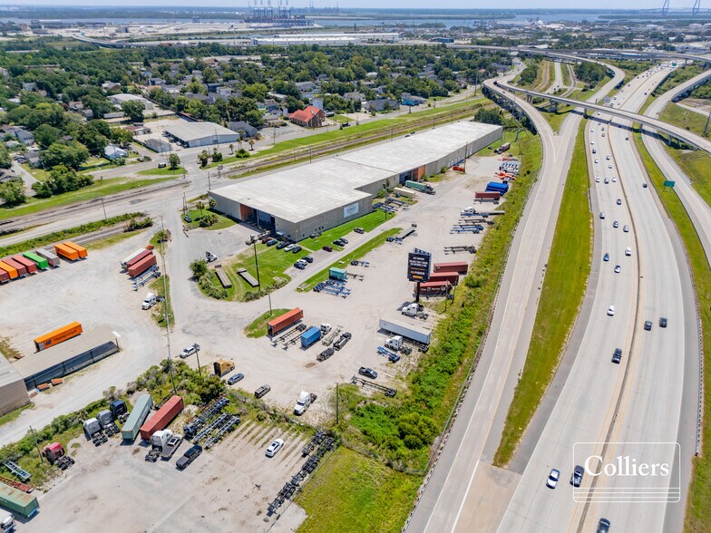 More Photos Of 2453 King Street Ext, North Charleston Manufacturing For Lease