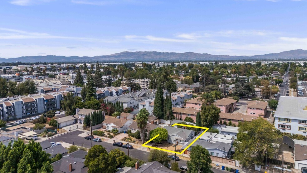 More Photos Of 15907 Enadia Way, Van Nuys Apartments For Sale