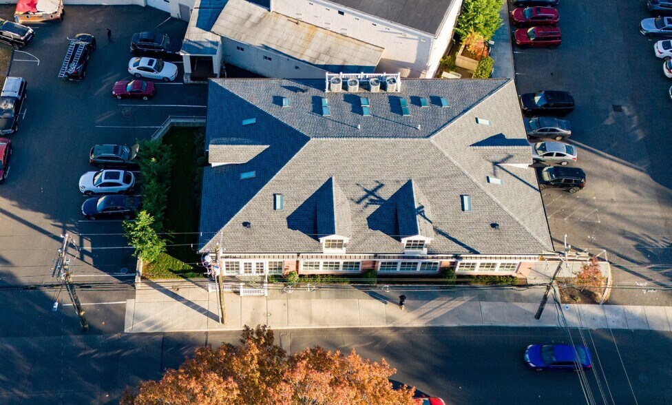 More Photos Of 1501 Kings Hwy E, Fairfield Office For Lease