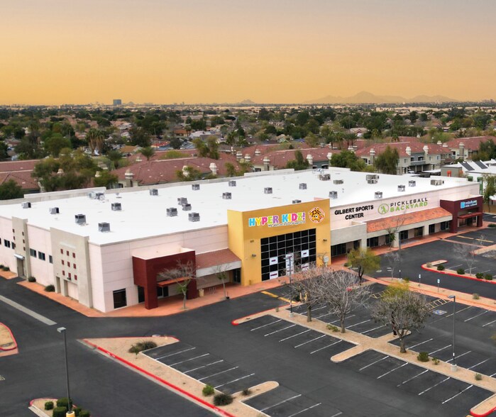 More Photos Of 868 N Gilbert Rd, Gilbert Freestanding For Sale