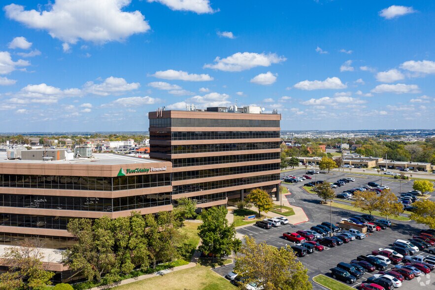 More Photos Of 8023 E 63rd Pl, Tulsa Office For Lease