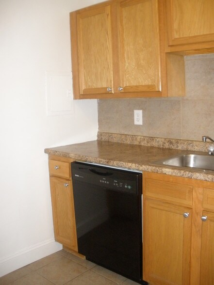 More Photos Of 13701 Madison Ave, Lakewood Apartments For Sale