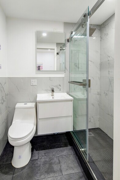 More Photos Of 324-326 E 84th St, New York Multifamily For Sale