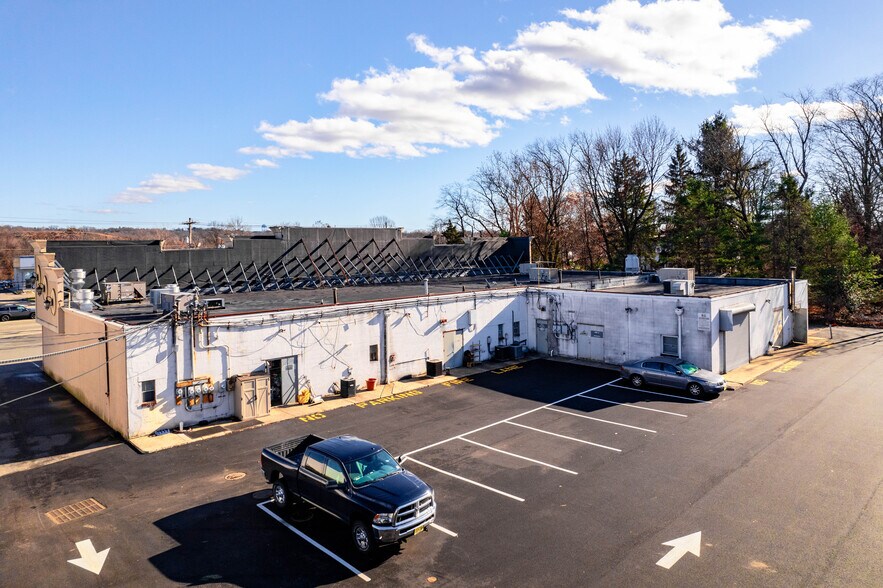 More Photos Of 615 State Route 23, Pompton Plains Freestanding For Sale