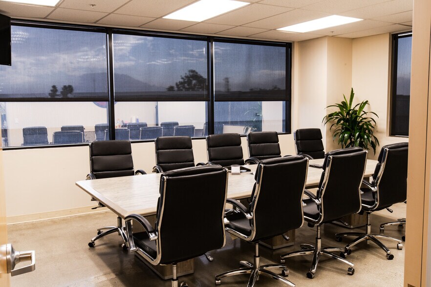 More Photos Of 3355 E Spring St, Long Beach Office For Lease