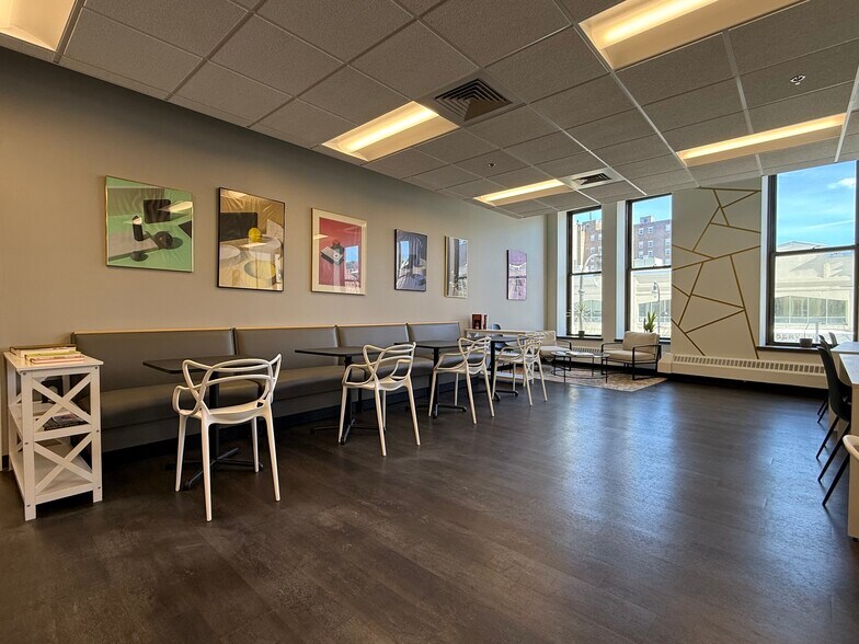 More Photos Of 554 Main St, Worcester Office For Lease