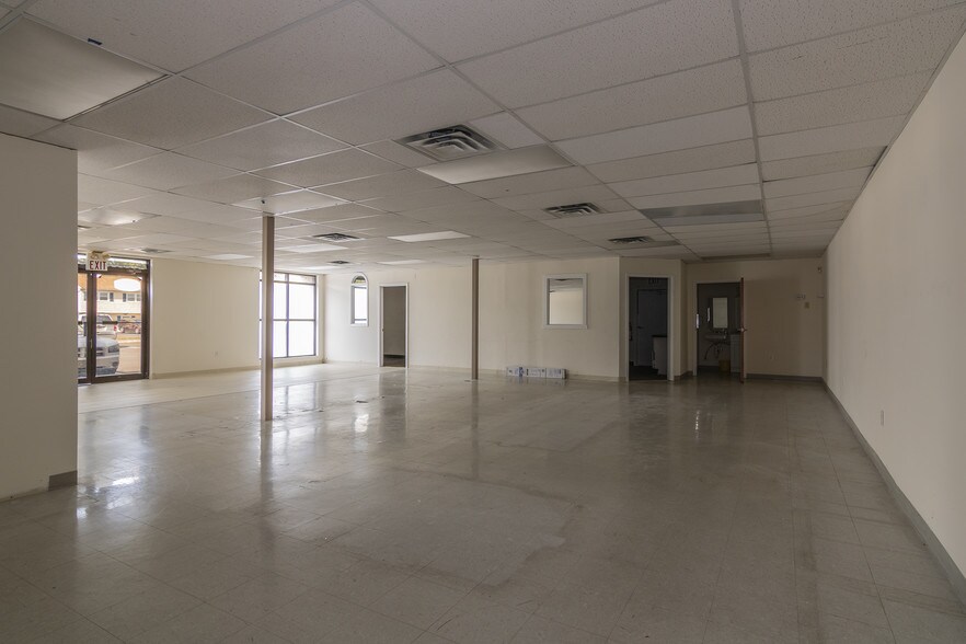 More Photos Of 1314 Englishtown Rd, Old Bridge Freestanding For Sale