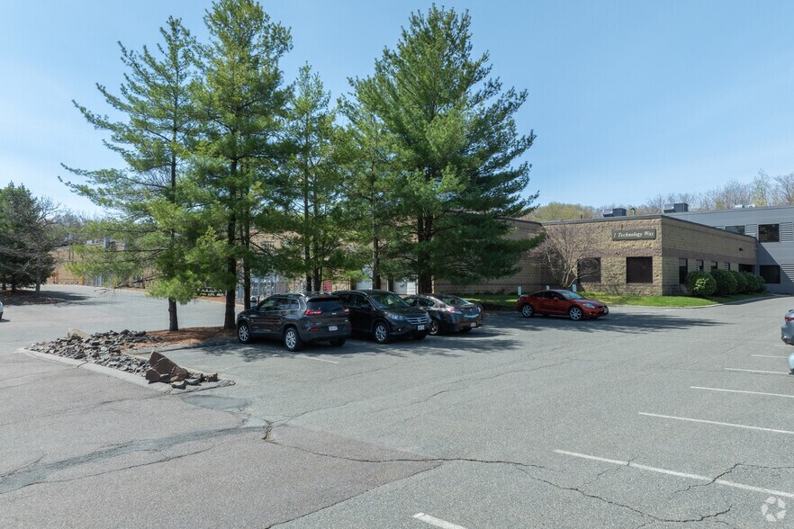 Primary Photo Of 1 Technology Way, Salem Industrial For Sale