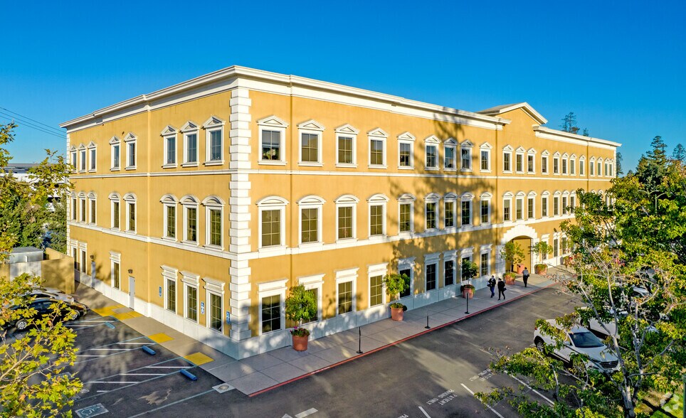 More Photos Of 455 O'Connor Dr, San Jose Medical For Lease