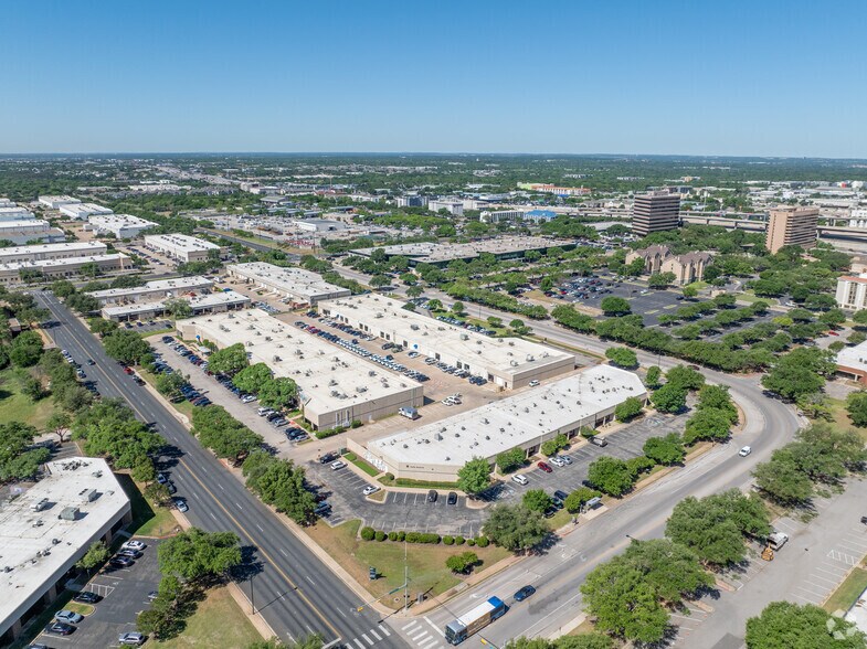 More Photos Of 2157-2191 Woodward St, Austin Unknown For Lease