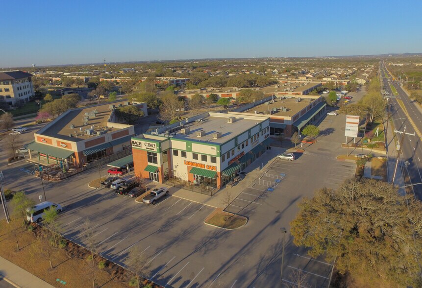 More Photos Of 5602 W Hausman Rd, San Antonio Freestanding For Lease