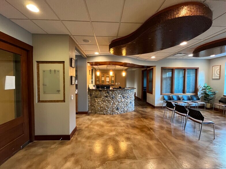 More Photos Of 625 6th Ave S, Saint Petersburg Medical For Sale