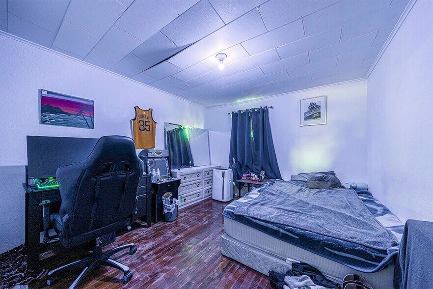 More Photos Of 144 Reager St, Medford Apartments For Sale