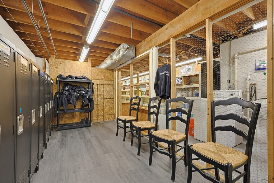 More Photos Of 24-26 Montauk Ave, New London Storefront Retail Residential For Sale