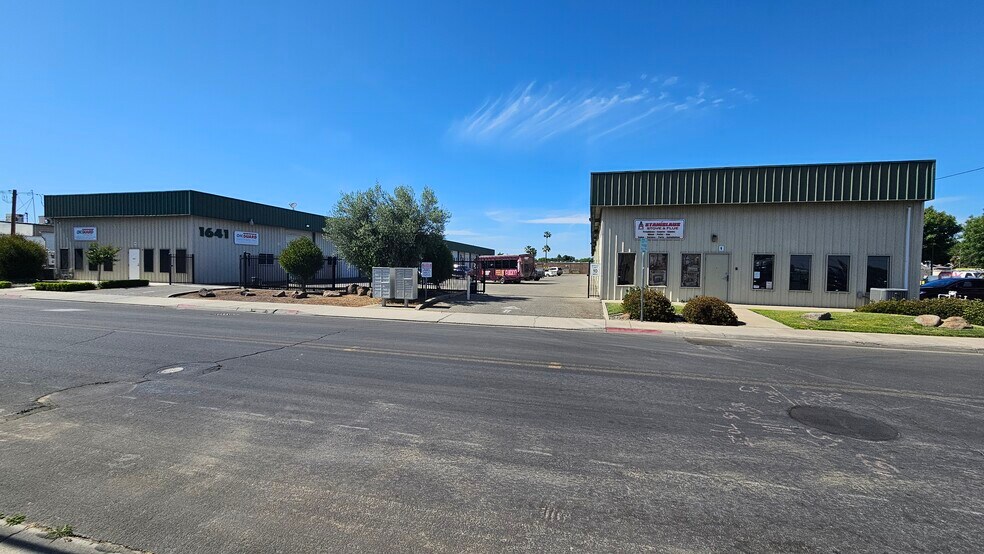More Photos Of 1641 Princeton Ave, Modesto Warehouse For Lease