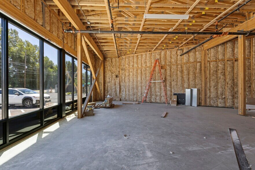 More Photos Of 1102 State Rte 20, Sedro Woolley General Retail For Lease