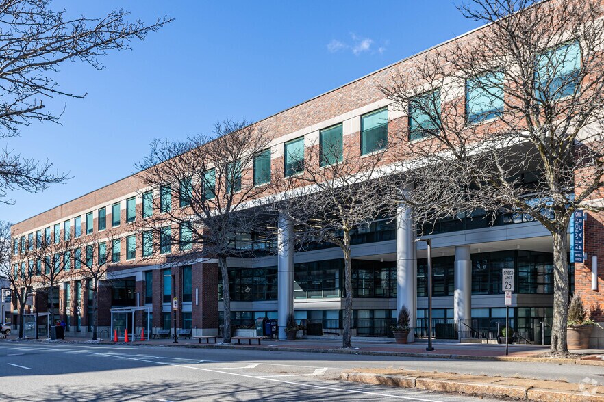 More Photos Of 275 Washington St, Newton Office For Lease