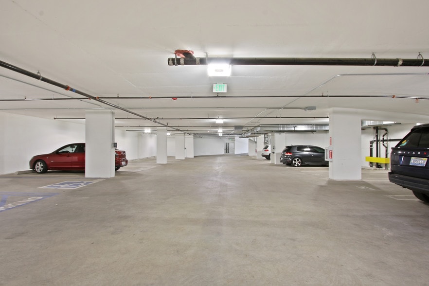 More Photos Of 12035 Wilshire Blvd, Los Angeles Apartments For Sale