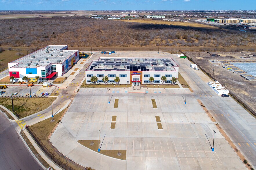 More Photos Of 6609 Evans Rd, Corpus Christi Schools For Sale