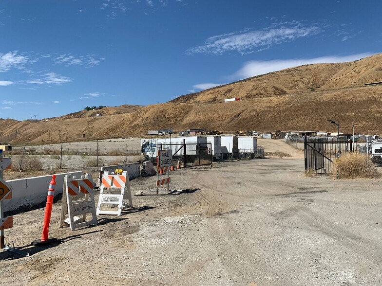 More Photos Of 32300 Castaic Rd, Castaic Land For Sale