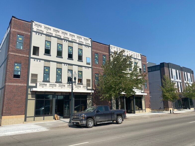 More Photos Of 410 S Minnesota Ave, Saint Peter Apartments For Sale