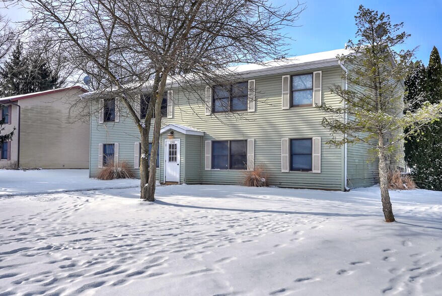 Primary Photo Of 2201 Sturdy Rd, Valparaiso Multifamily For Sale