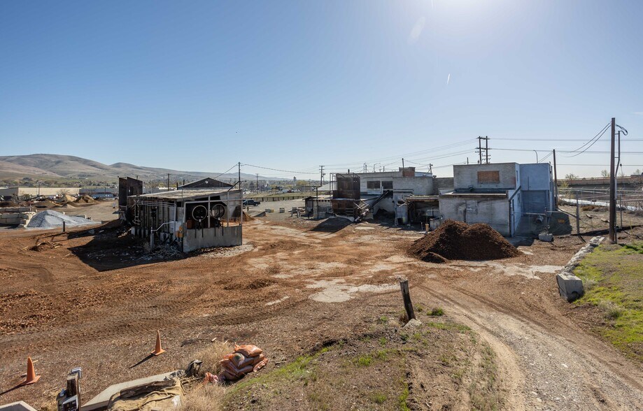 More Photos Of 2105 Terrace Heights Dr, Yakima Land For Sale