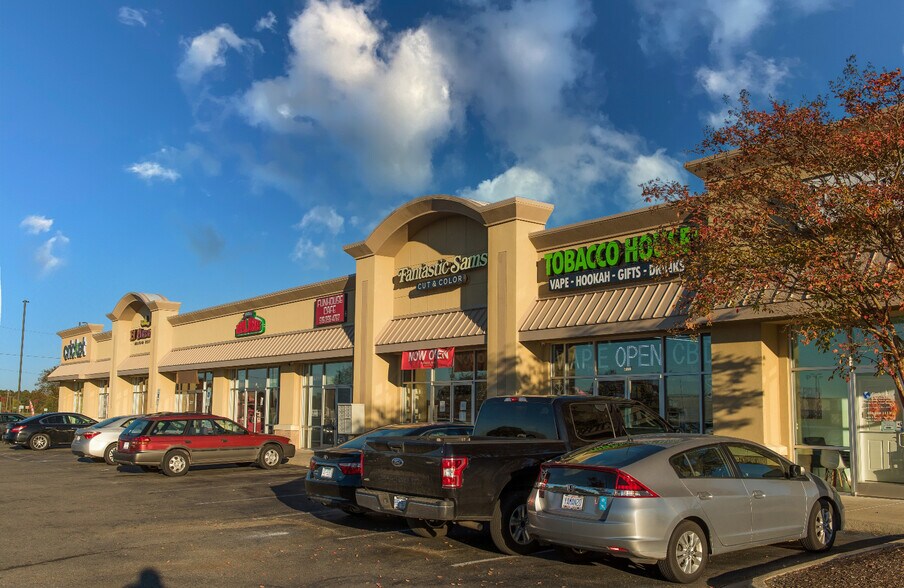 More Photos Of 202-206 W Nc-55 Hwy, Mount Olive Unknown For Lease
