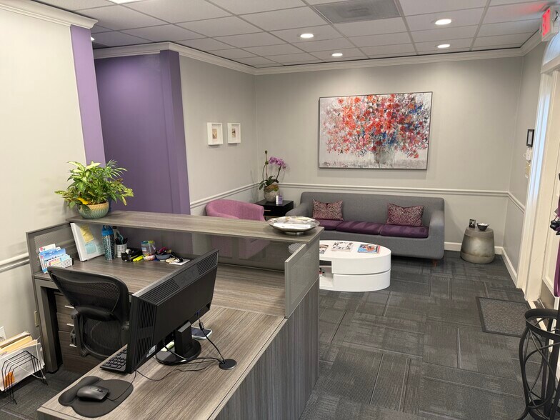 More Photos Of 1934 N Druid Hills Rd NE, Atlanta Office For Sale