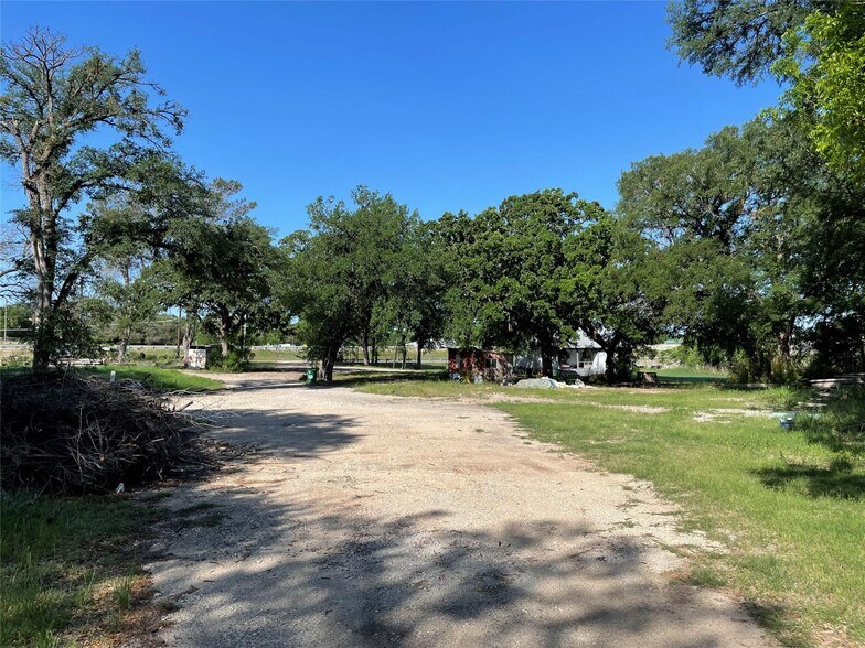More Photos Of 9600 Jacksboro Hwy, Fort Worth Land For Lease