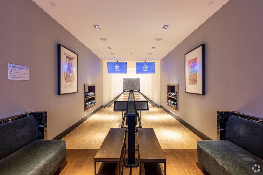 More Photos Of 400 W 61st St, New York Apartments For Lease